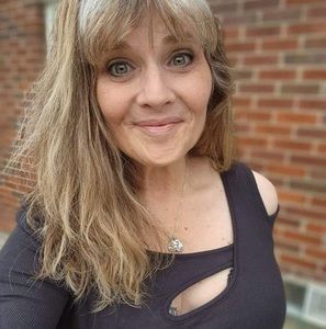 Meet your Posher, Colleen